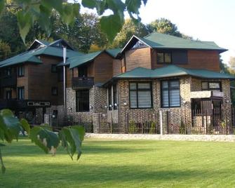 Hillden Lodge & Restaurant - Bran - Gebäude