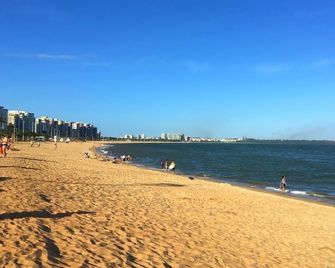 Ibis Budget Vitoria - Vitória - Strand