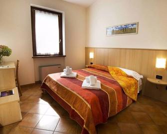 Residence Corte Camaldoli - Garda - Bedroom