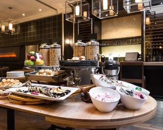 Hotel Manoir Victoria - Quebec - Buffet