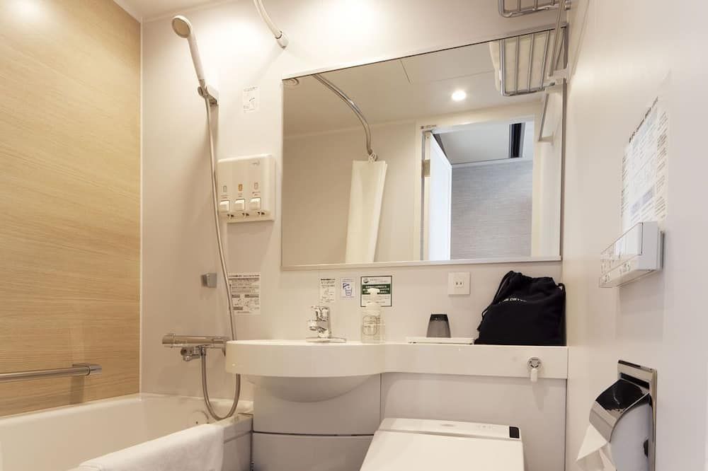 Kumamoto Washington Hotel Plaza - Kumamoto - Bathroom