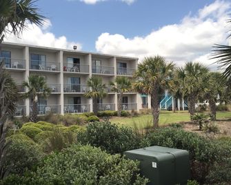 Admiral Motor Inn - Myrtle Beach