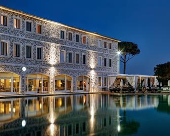 Terme di Saturnia Natural Spa & Golf Resort - The Leading Hotels of the World - Manciano - Building