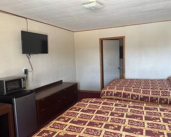 Super Inn - Newport - Bedroom