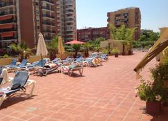 Apartamentos Turísticos Yamasol - Fuengirola - Zwembad