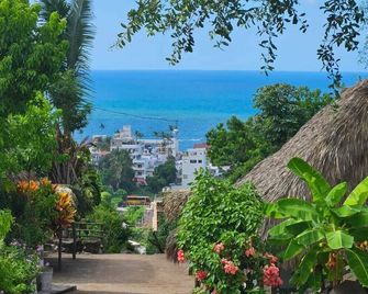 Las Cabanas Del Tio Lalo - Rincon de Guayabitos - Außenansicht