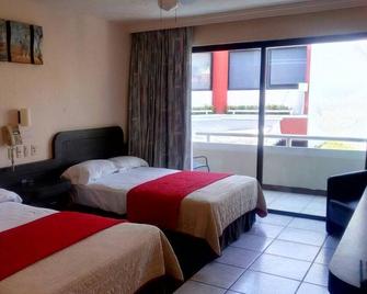 Hotel Real Del Sol Cuernavaca - Cuernavaca - Bedroom