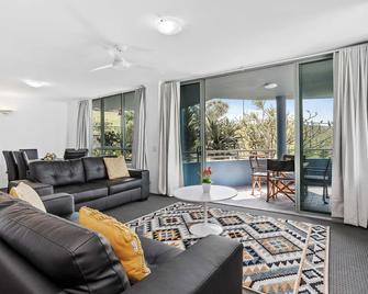 Beachside on Brakes - Miami - Living room