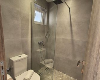 Morfeas Hotel - Κάβος - Μπάνιο