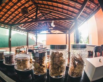 Hostel Refúgio - Vila do Abraao - Buffet