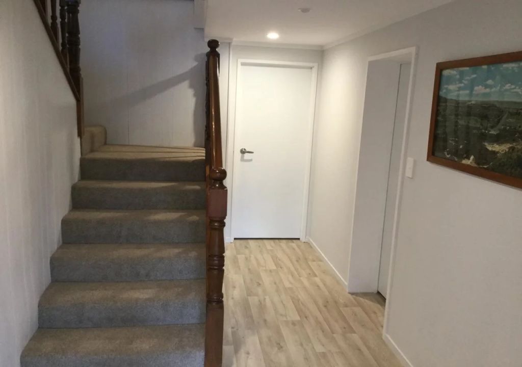 Rotorua B n B on Sumner - רוטורואה - מדרגות