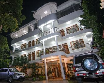 La Floresta Tarapoto Hostal - Tarapoto - Edificio