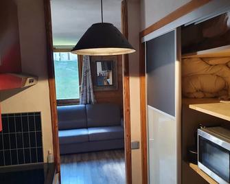 Apartment belle plagne residence agate, ski in, ski out - La Plagne-Tarentaise - Living room