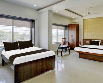 Classic With Twin Bed Shanti Datta - Nashik