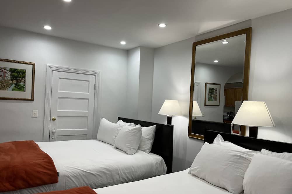 Gorgeous 1 Bdrm 1Den 2queens and full bed - METRO Supermarkets - واشنطن د.ك. - غرفة نوم