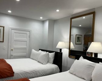 Gorgeous 1 Bdrm 1Den 2queens and full bed - METRO Supermarkets - واشنطن د.ك. - غرفة نوم