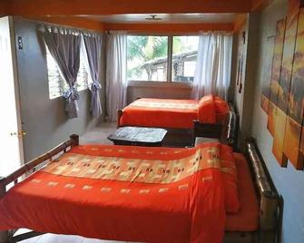 Villa Carillo Beach Resort - Placer - Bedroom