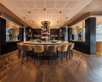 Van der Valk Hotel Düsseldorf - Düsseldorf - Bar