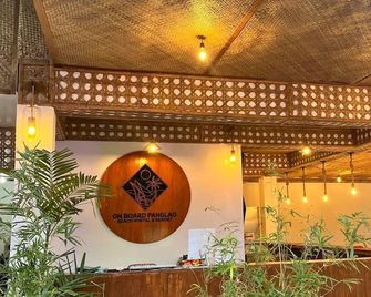 On Board Panglao Beach Hostel & Resort - Panglao