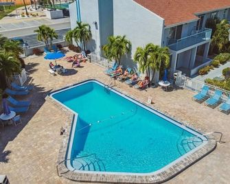 Madeira Beach Yacht Club - Madeira Beach - Басейн