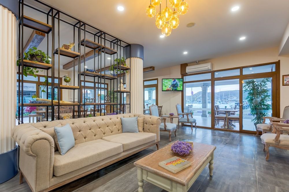 Hanedan Otel Foca Izmir - Foca - Wohnzimmer