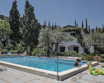 Apartment for 2-3 people in the garden with swimming pool, WiFi and parking - Taormina - Basen