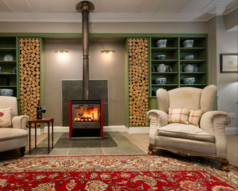 Queen's Hotel by BON Hotels - Oudtshoorn - Lounge