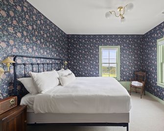 Atlantic Inn - Block Island - Bedroom