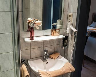 Wetzlarer Hof Hotel & Restaurant - Ветцлар - Ванна кімната