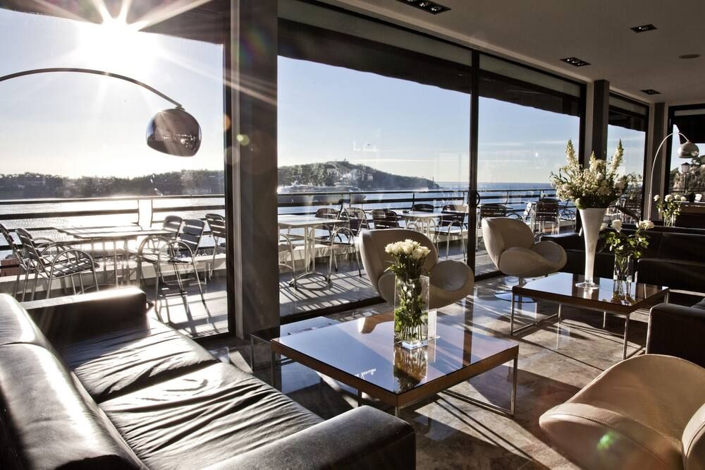 Hôtel Le Versailles - Villefranche-sur-Mer