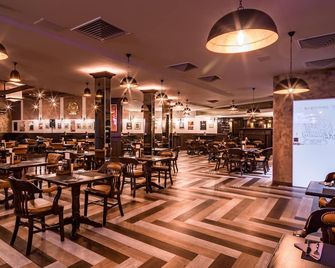 Diplomat - Zagrep