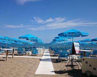 Frank Apartments - Gázi - Playa