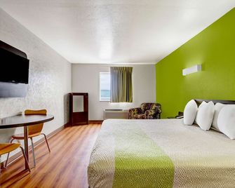 Motel 6-Moriarty, Nm - Moriarty - Bedroom