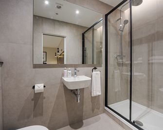 King's Cross Express Inn - Londra - Banyo