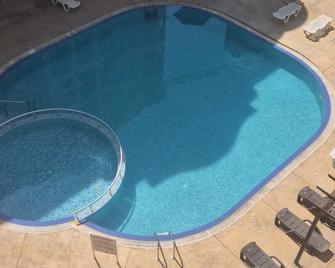 Sunny Beach Studio• Pool & Balcony• 10-min to Sea - Burgas - Pool