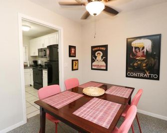 St Augustine Beach & Tennis Resort 520 - St. Augustine - Dining room