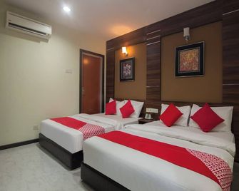 Super OYO Capital O 812 Hotel Smc Seksyen 13 - Shah Alam