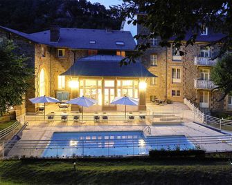 Hôtel Mercure Saint Nectaire - Spa & Bien-Être - Saint-Nectaire - Gebouw
