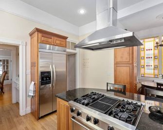 Gorgeous Victorian Flat - San Francisco