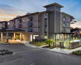 SpringHill Suites by Marriott Hilton Head Island - הילטון הד איילנד - בניין