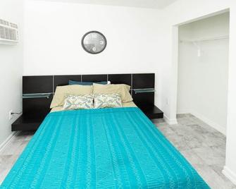 5 Minutes to downtown apt 203 - Miami - Habitación