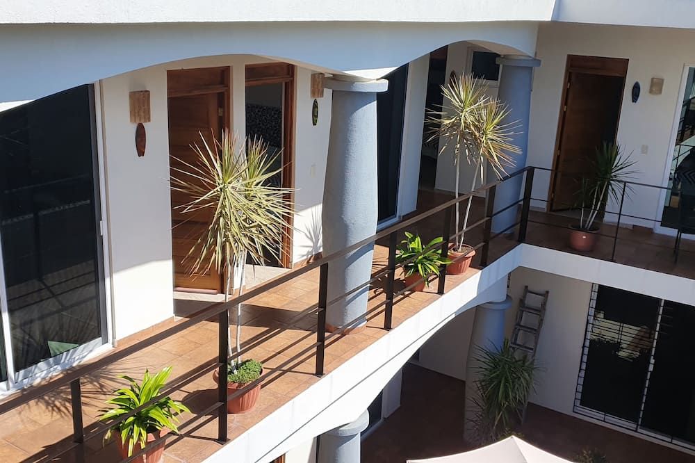 Carri Surf Studio - Puerto Escondido - Balkong