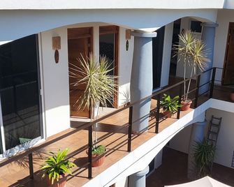 Carri Surf Studio - Puerto Escondido - Balkong