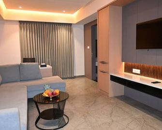 Vantara Suites - Vellore - Sala de estar