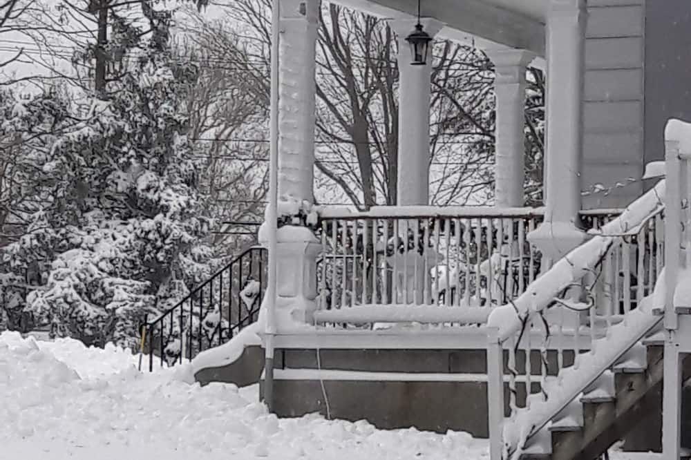 Proctor Mansion Inn - Wrentham - Scale