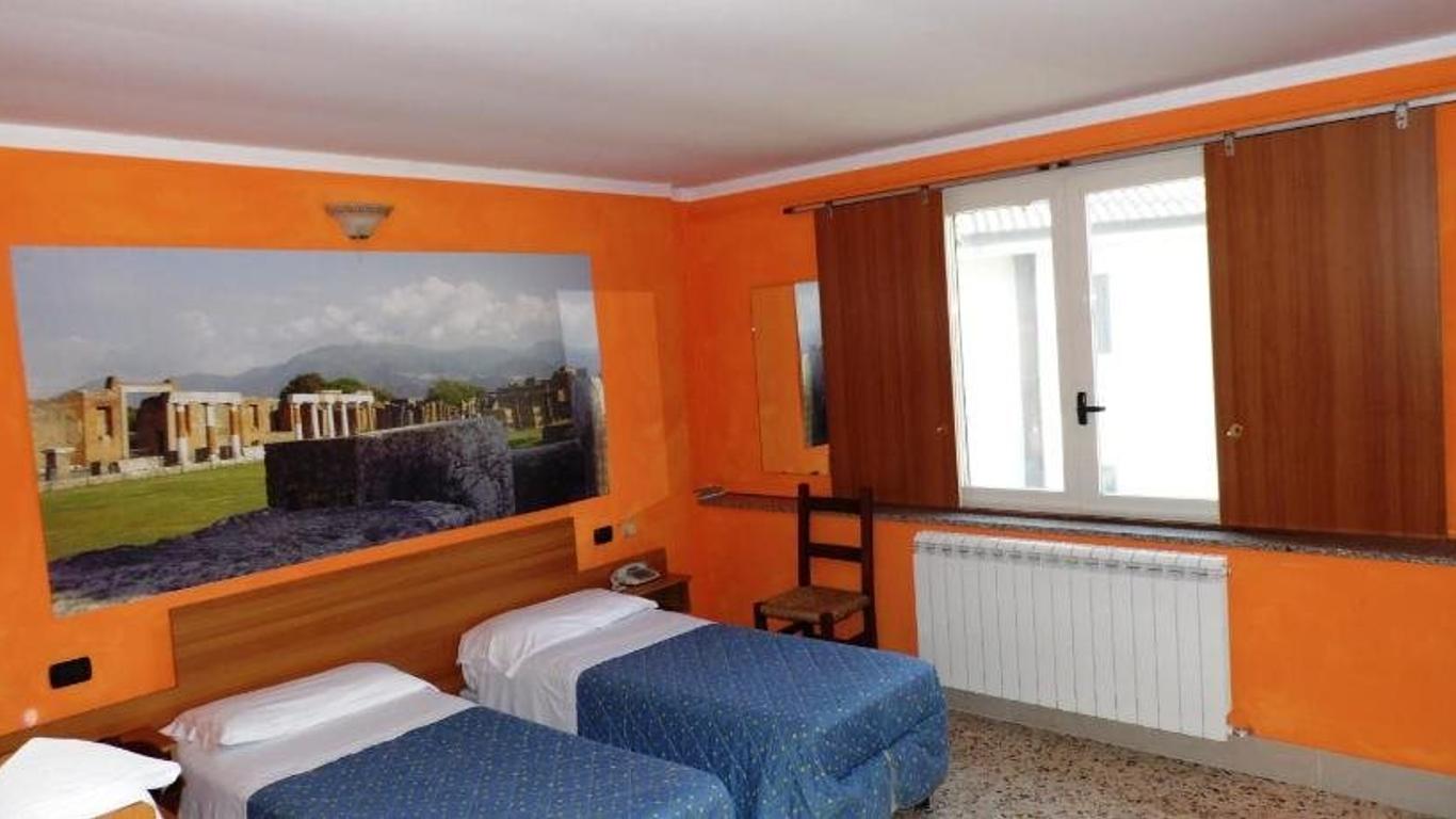 Hotel Rosso Di Sera