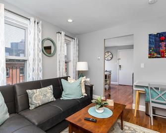 Prime Central 1brm in North End Boston - Boston - Living room