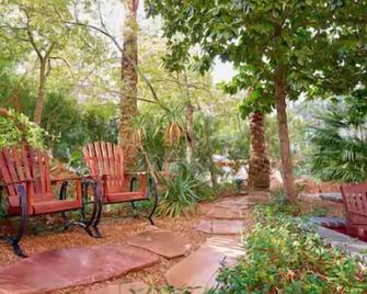 Flamingo, a Hilton Grand Vacations Club - Studio - Las Vegas - Patio