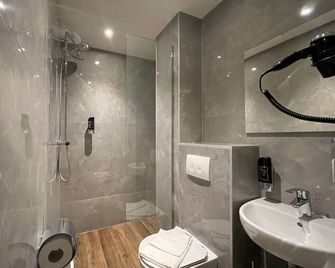 H3 Hotel Rotterdam City Center - Rotterdam - Badrum
