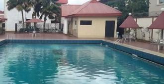 Owerri Hotel Plaza - Owerri - Pool